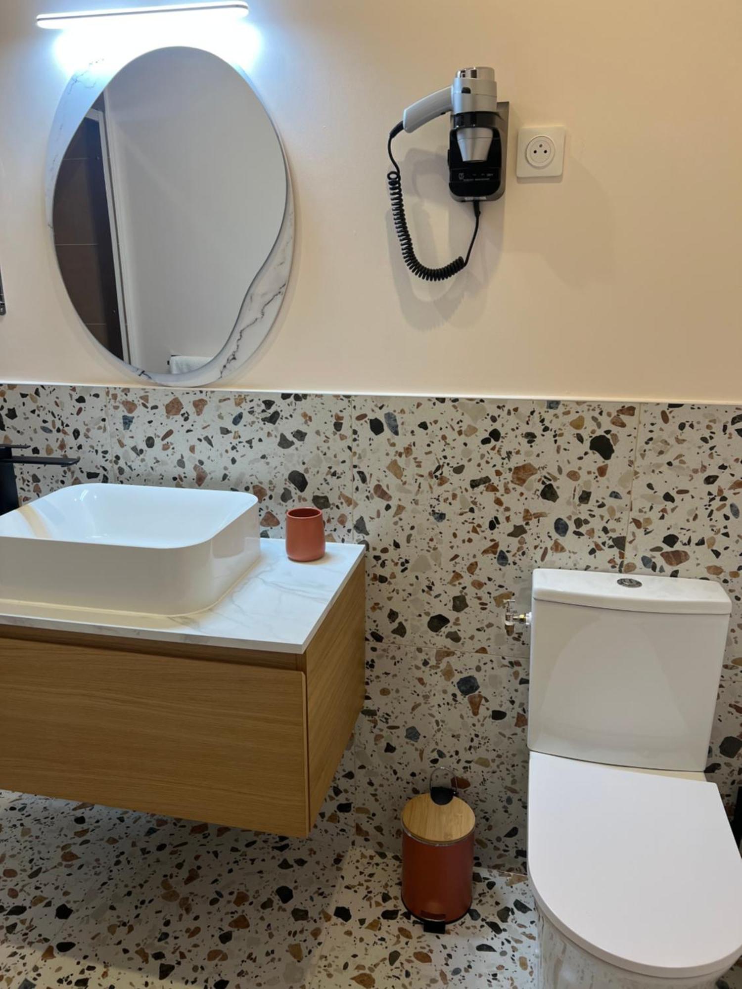 Hotel Restaurant Les Paquebots Port Vendres Bilik gambar